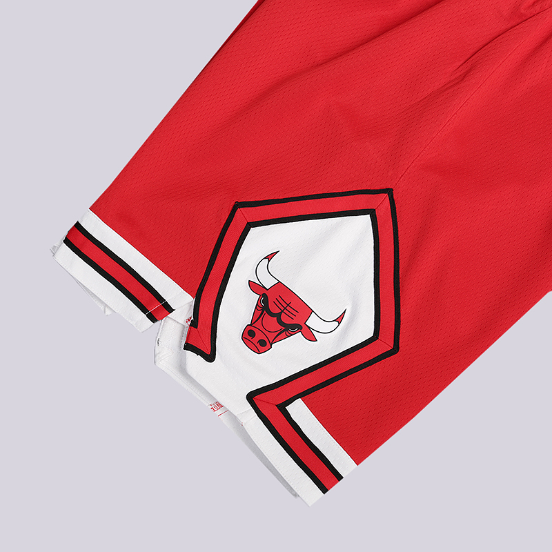 мужские красные шорты Nike Chicago Bulls Icon Edition Swingman NBA Shorts 866789-657 - цена, описание, фото 3